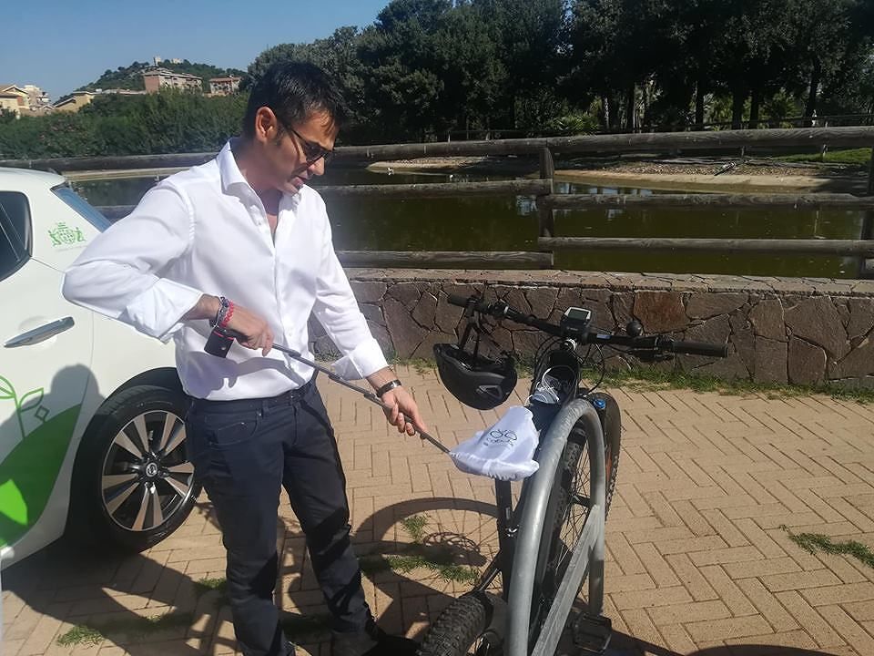 Piste ciclabili a metà a Cagliari, la promessa di Zedda: “Nei prossimi anni le completeremo tutte”