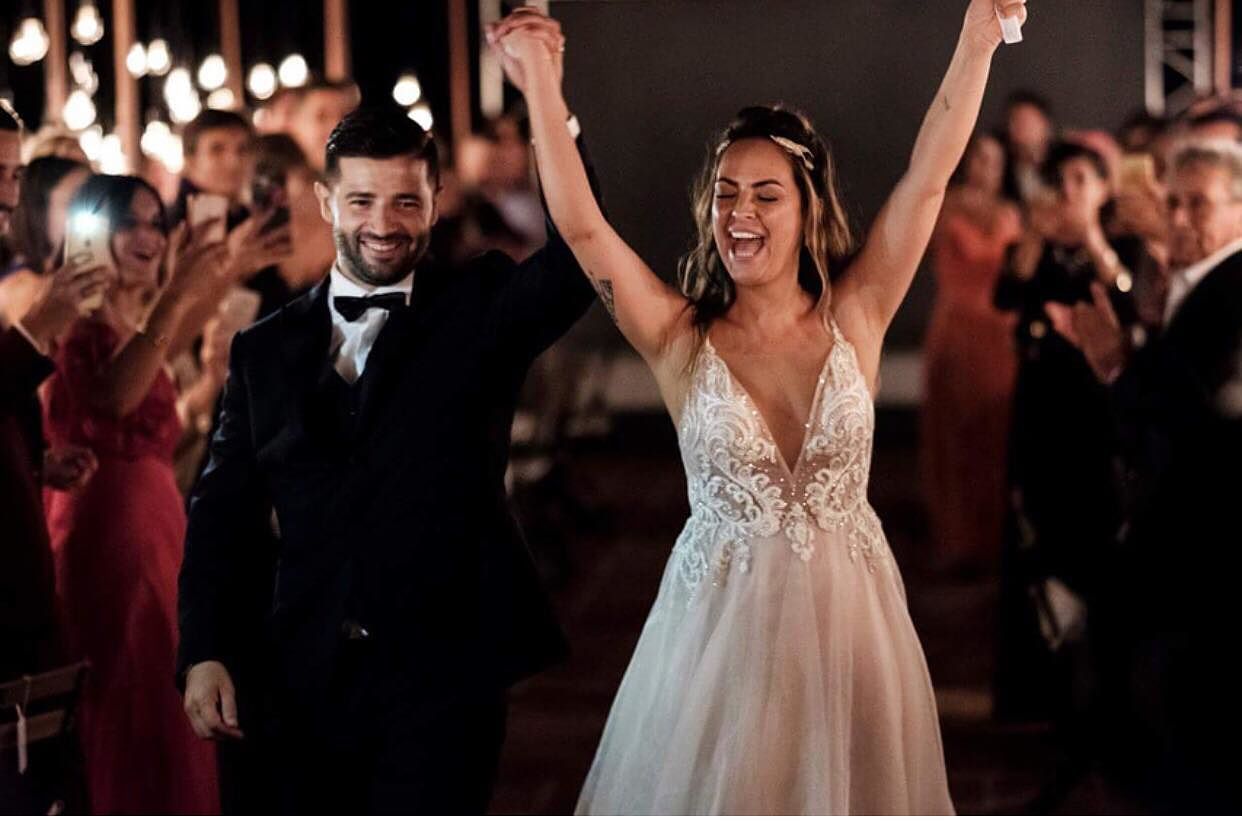 Cagliari sogna con un matrimonio da favola: Paola Troncia e Alessandro Usalla, nozze show con super abiti
