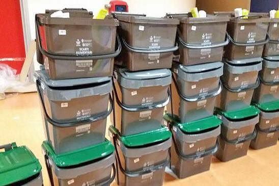 Porta a porta a Cagliari, occhio al mastello: va riempito al 75 %. Altrimenti scatta la multa