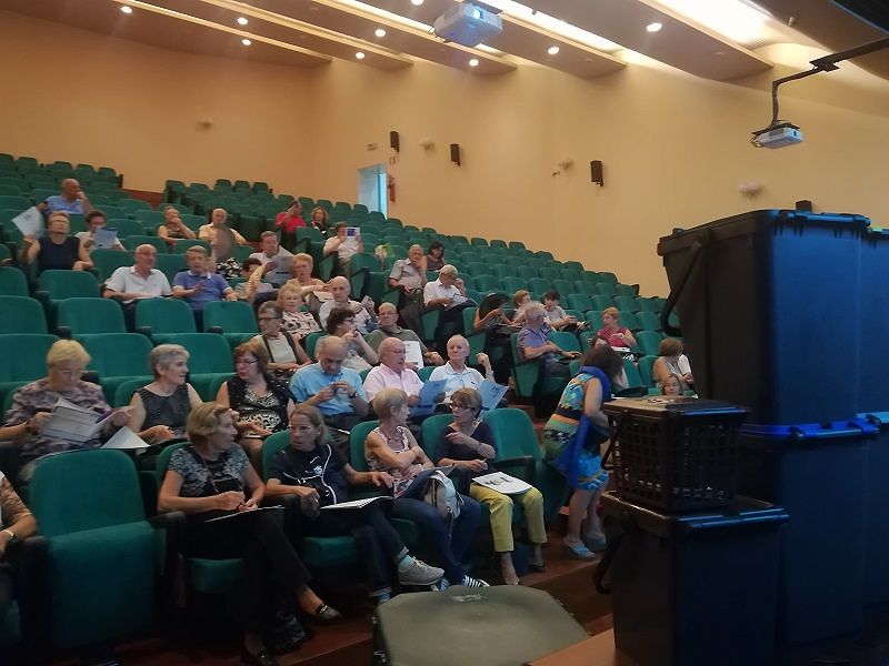 Porta a porta a Cagliari: “Multa per il mastello non pieno? Ennesima follia”