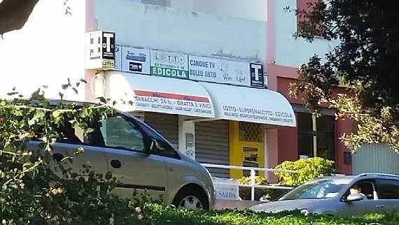 Settimo, parla il tabaccaio eroe: “Poteva finire in tragedia. Pistole per difenderci? Sì”