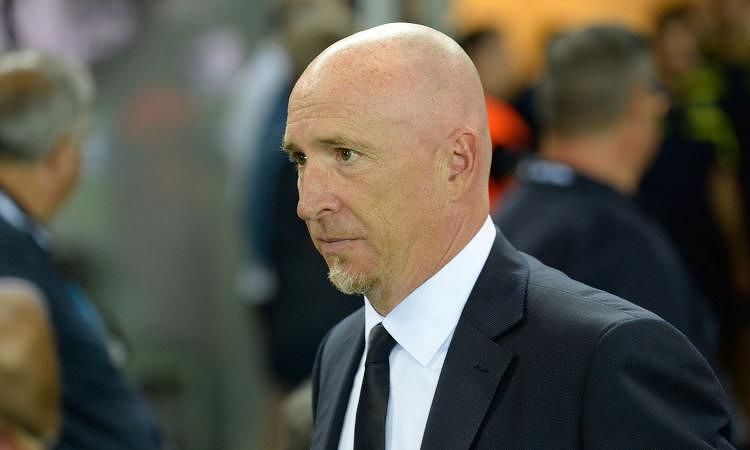 Parma-Cagliari, il valzer degli attaccanti per Maran: dalle 16,50 linea diretta con i tifosi su Radio Sintony