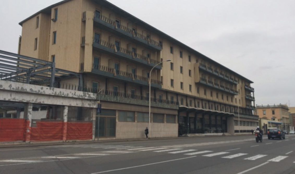 Hotel Mediterraneo, il comune di Cagliari diffida la società titolare della struttura