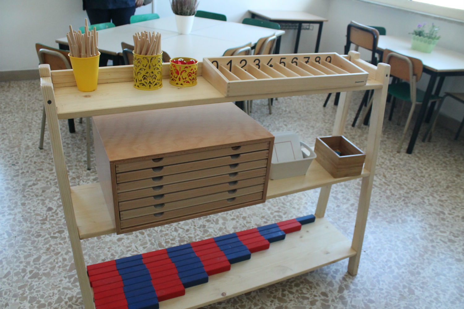 Sassari, taglio del nastro per la prima scuola pubblica Montessori della Sardegna