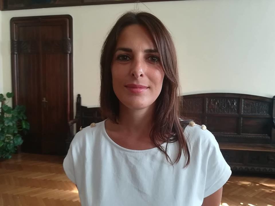 Porta a porta a Cagliari, multa ai cittadini se il mastello è mezzo vuoto: “Ma non è una tassa”