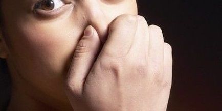 Selargius, l’ira degli abitanti: “Da giorni aria irrespirabile: puzza di rifiuti e plastica bruciata”