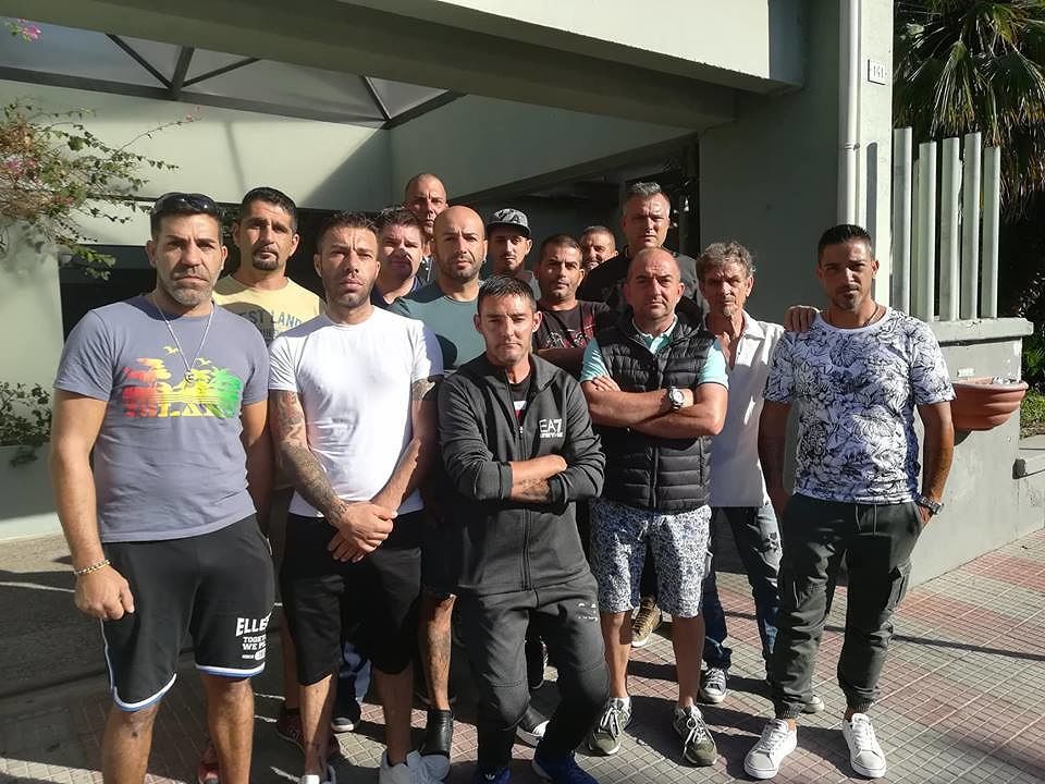 Quartu, esplode di nuovo la rabbia dei lavoratori del verde pubblico: “Delunas, non siamo i tuoi martiri”