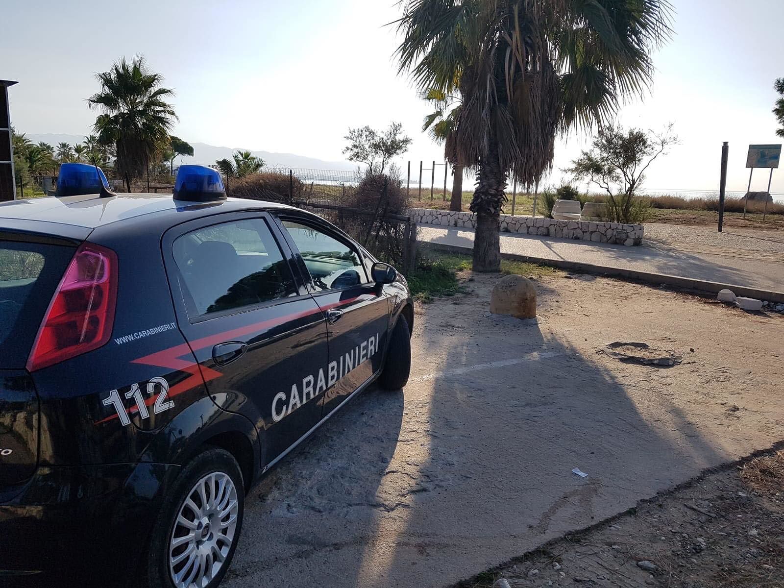 Quartu, ennesima rissa al Poetto: giovane ferito a coltellate