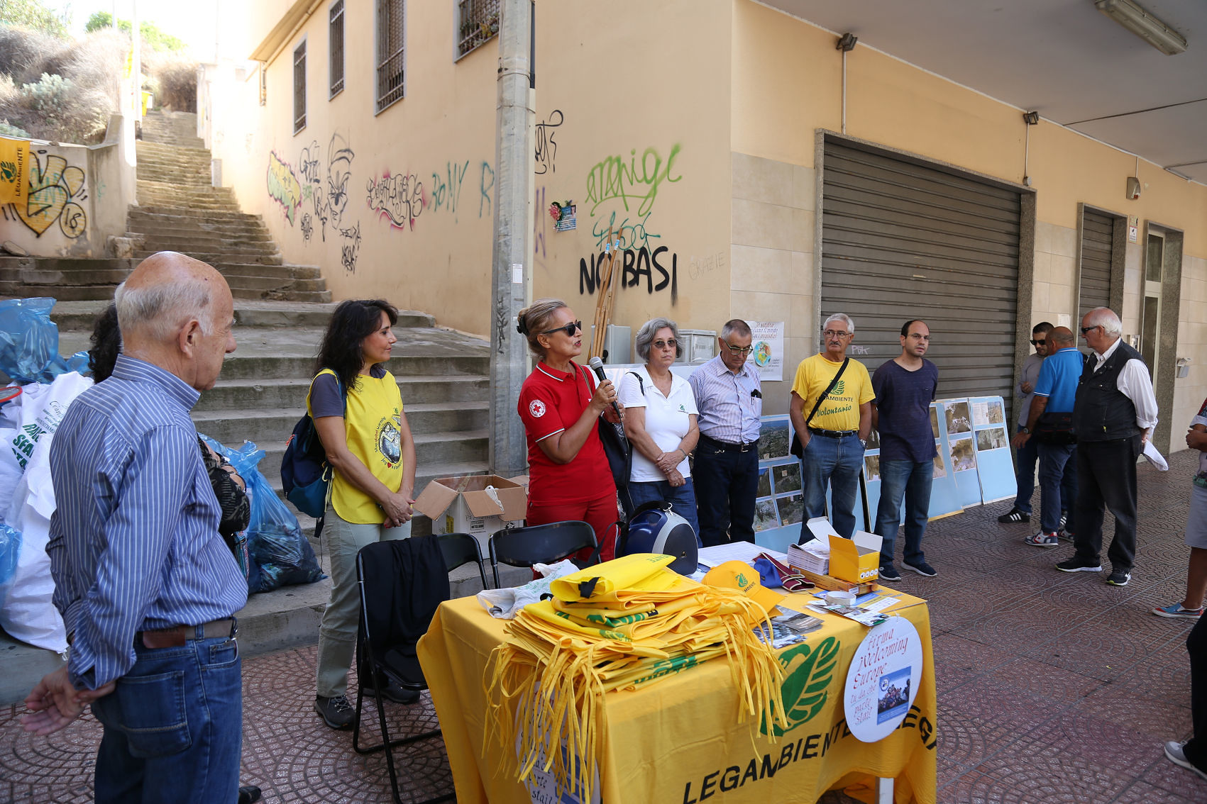 Tuvixeddu, Legambiente e migranti insieme per “Puliamo il Mondo”