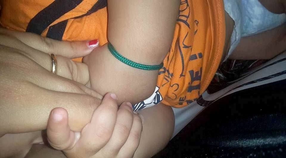 Selargius, sos disperato dei genitori di un bimbo malato: “Dobbiamo curarlo a Roma, non abbiamo soldi”