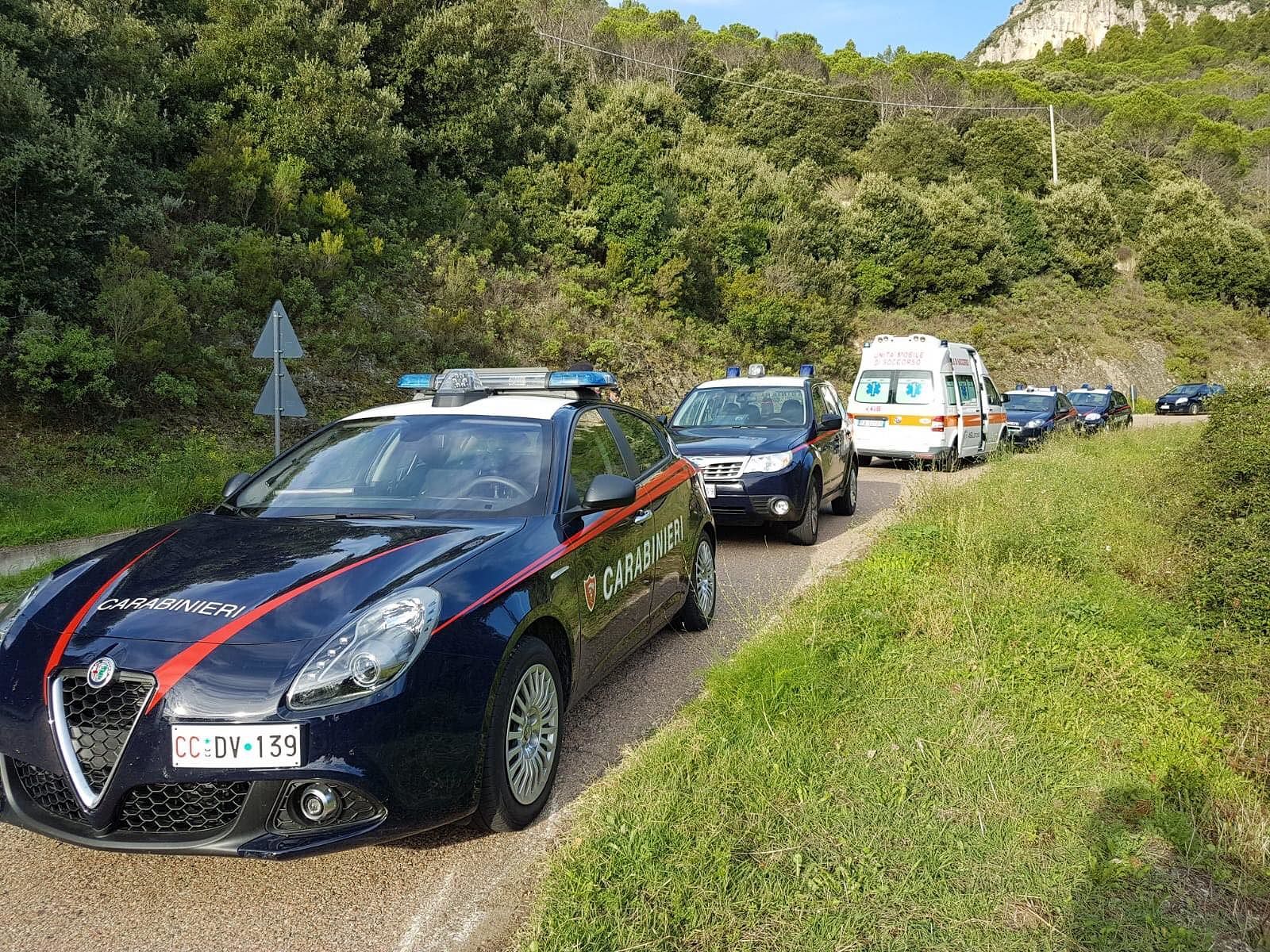 Jerzu, esce di strada col Fiorino: muore un giovane di 29 anni