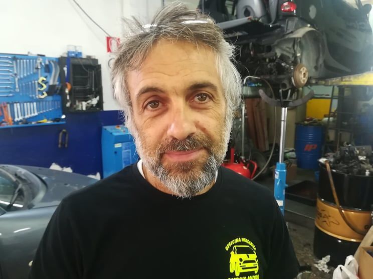 “I cagliaritani amano l’auto più della moglie, poi però vogliono i ricambi usati”