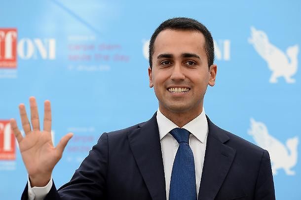 “No a gratta e vinci e sigarette”: ecco come non si potrà spendere il reddito di cittadinanza