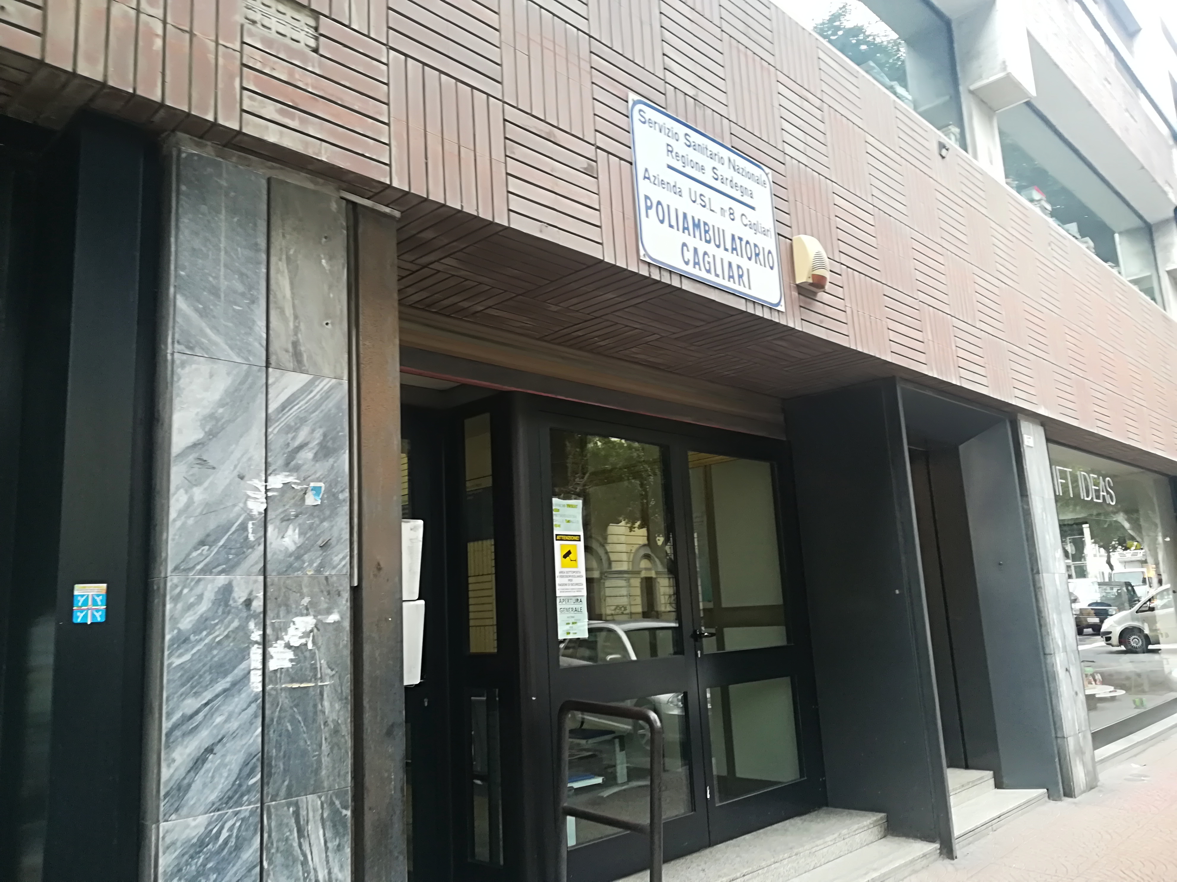 Cagliari, l’ombra della tubercolosi al poliambulatorio di viale Trieste: “Colpita una Oss”