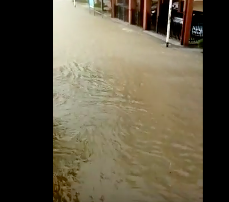 Pirri, un fiume scorre tra il mercato di Is Bingias e l’ex Vetreria