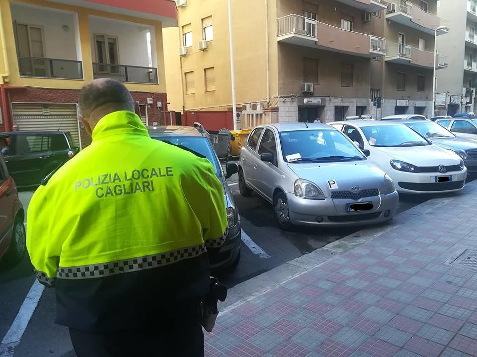 Cagliari, strage di multe a San Benedetto tra i nuovi parcheggi. Residenti furiosi: “Sono ingiuste”