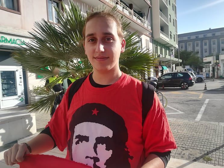 Piergiorgio di Cagliari: “Il comunismo è attuale, le telecamere a scuola sono contro la privacy”