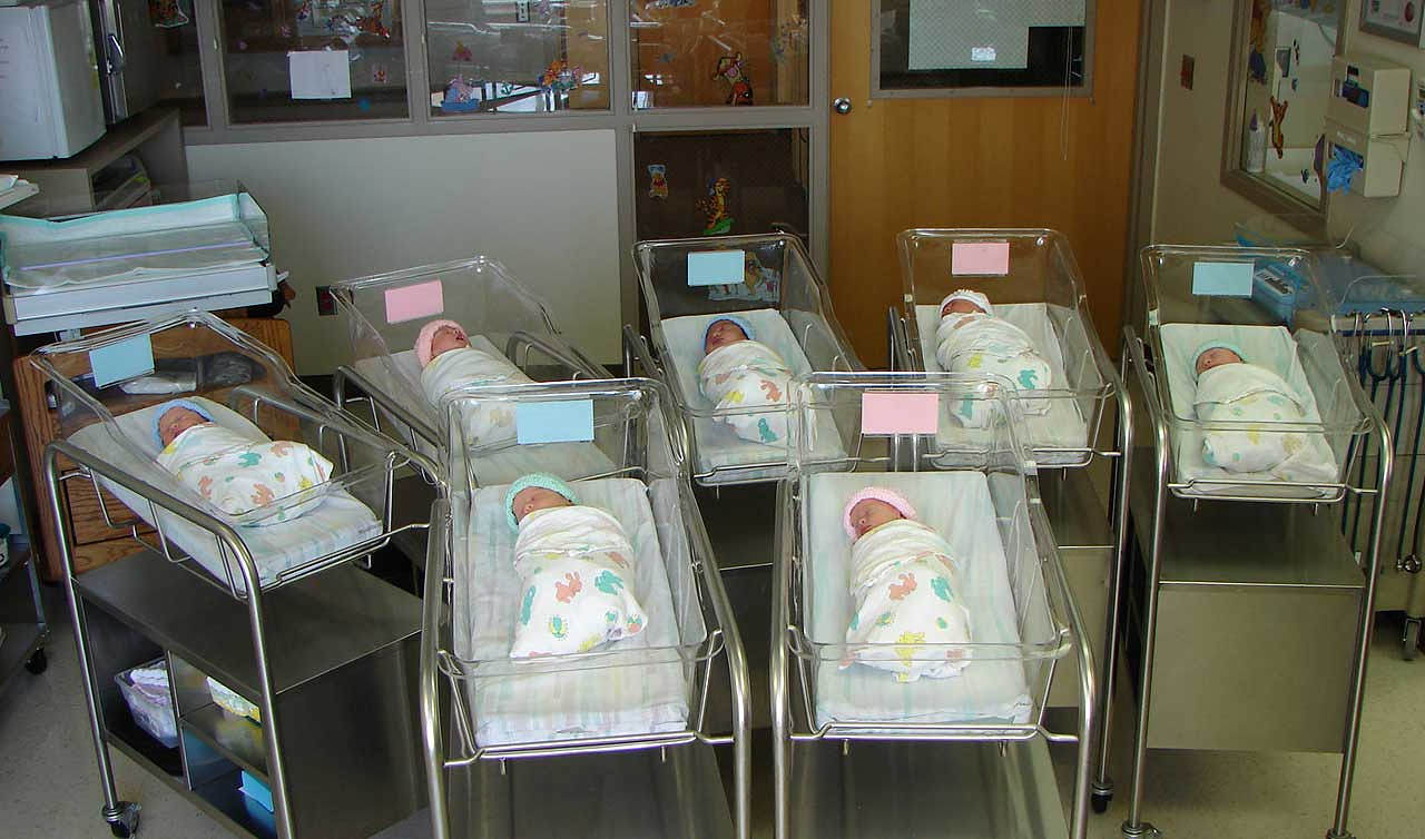 Cagliari, emergenza al Ss. Trinità: “1300 parti all’anno ma poche ostetriche”