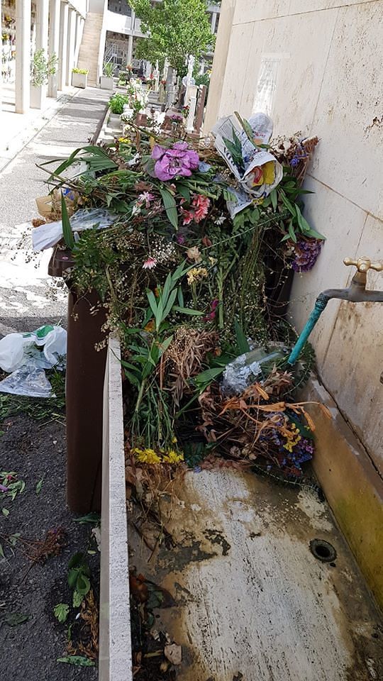 “Lo sfogo e la rabbia della comunità pirrese alla vigilia della commemorazione dei defunti”