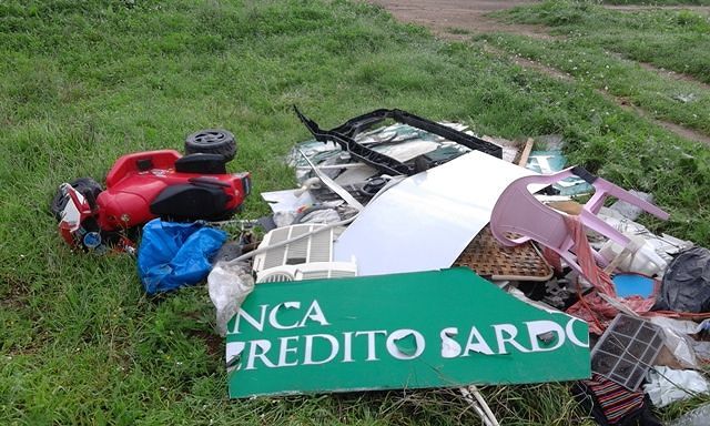 La campagna di Selargius è condannata a rimanere una discarica? “Sa Muxiurida, pericolo per la salute”