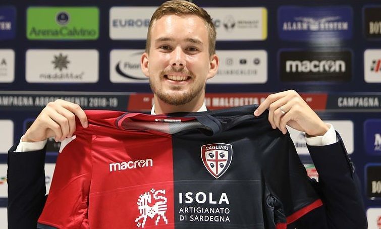 Bradaric come Niccolai: clamoroso autogol del difensore rossoblù in Juventus-Cagliari