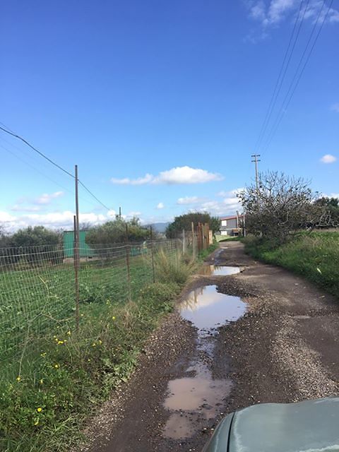 Condannati al fango: “Che dire …noi abitanti di Terra Teula ringraziamo il comune di Monserrato”