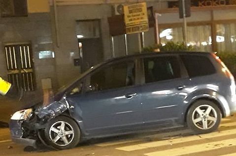 Scontro tra due auto in viale Marconi, paura a Quartu
