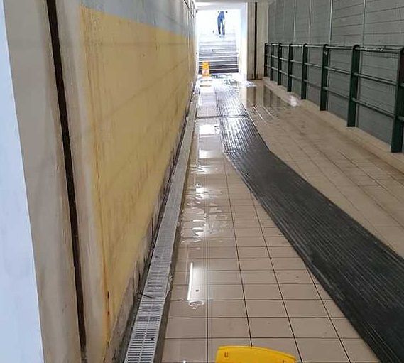 Allarme a Serramanna, “c’è acqua ovunque: occhio al sottopasso, è pericoloso”