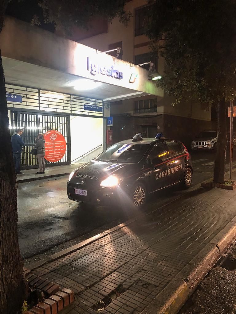 Ai domiciliari, viene sorpreso alla stazione ferroviaria: pensionato in arresto a Iglesias