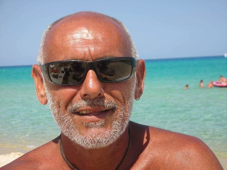 Cagliari dice addio a Beppe Puddu, uno dei grandi amici di Piazza Giovanni: la dolce poesia per lui