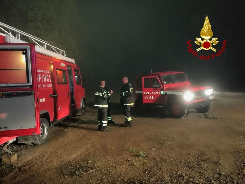 Disavventura per due cercatori di funghi a Castiadas: ore di paura, ritrovati dai vigili del fuoco