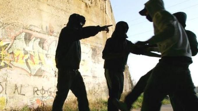 Giovani violenti e pericolosi nel Cagliaritano, maxi vertice in Prefettura per trovare soluzioni