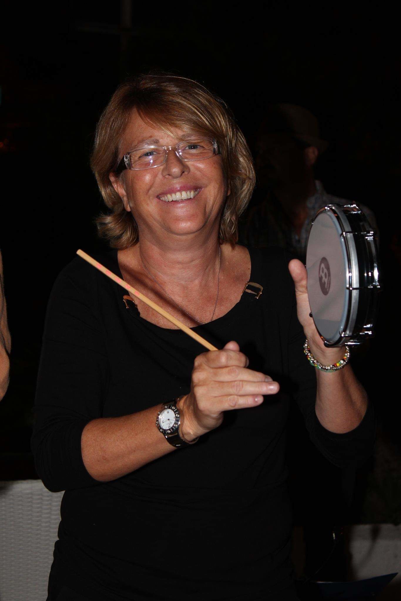 Cagliari piange Laura Raia Dolfi, addio alla “mamma” del Charanga e di tante serate musicali in città