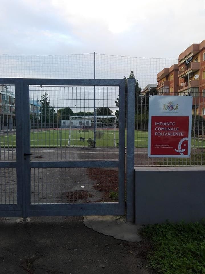 Cagliari, lavori mai conclusi: campi sportivi di Is Bingias chiusi da 2 anni
