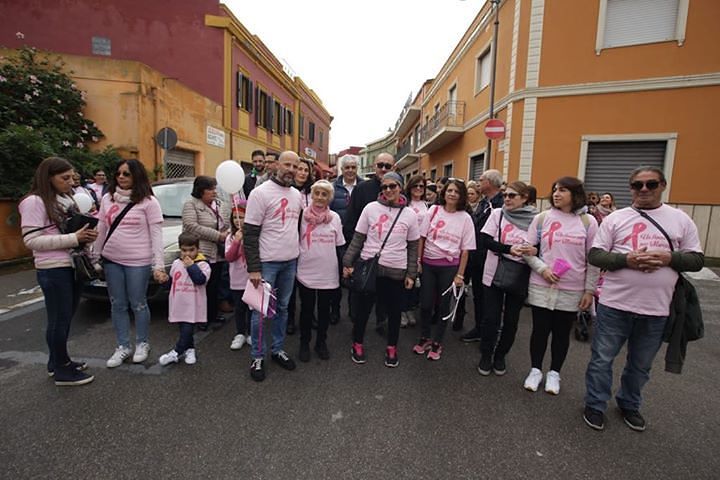 Capoterra si commuove per Maristella: successo per la passeggiata in rosa per la prevenzione ai tumori