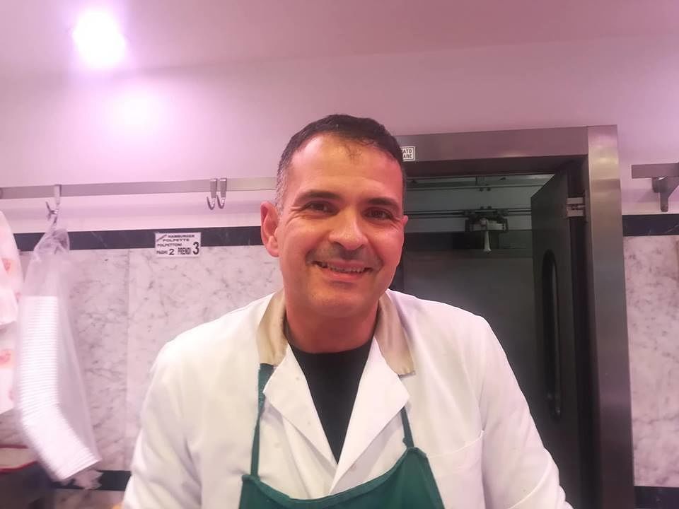 “Mezz’ora per trovare un parcheggio in via Italia, perché il Comune vuole toglierli?”