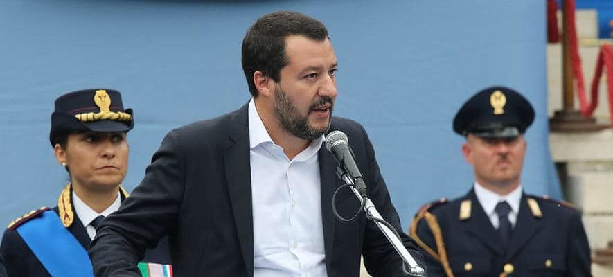 Salvini: “Mafia nigeriana, nessuna tolleranza per chi ci porta la guerra in casa: anche in Sardegna la pacchia è finita”