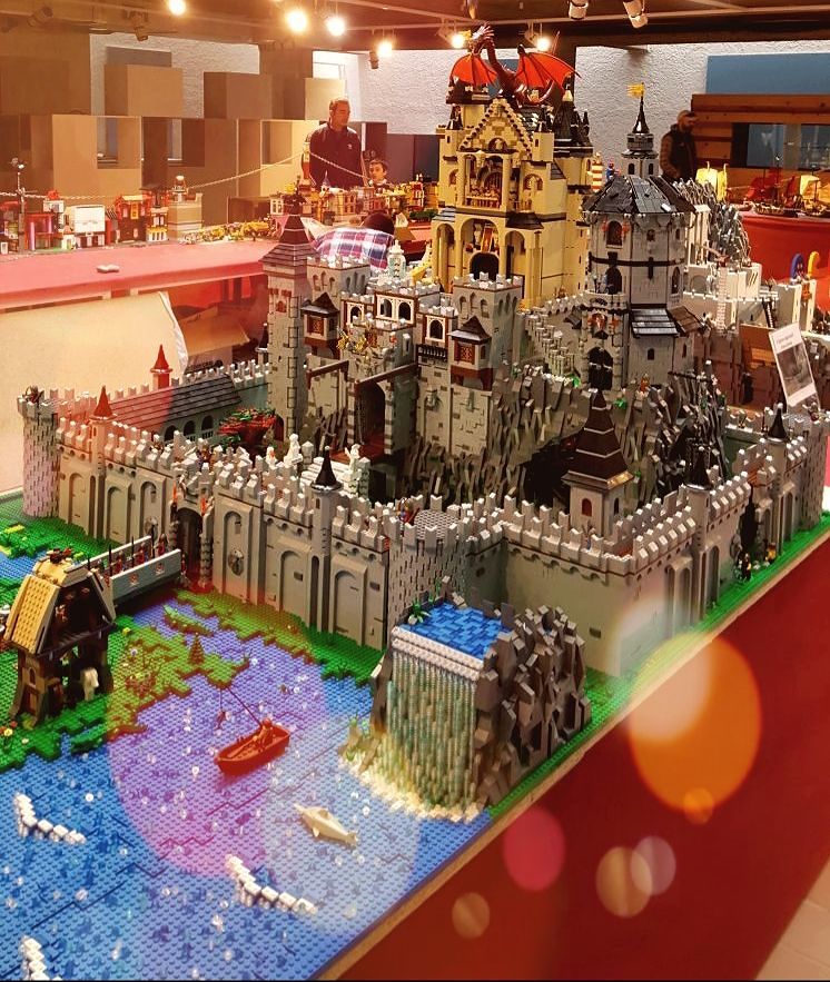 Selargius invasa dai mattoncini: al via la maxi esposizione di monumenti Lego
