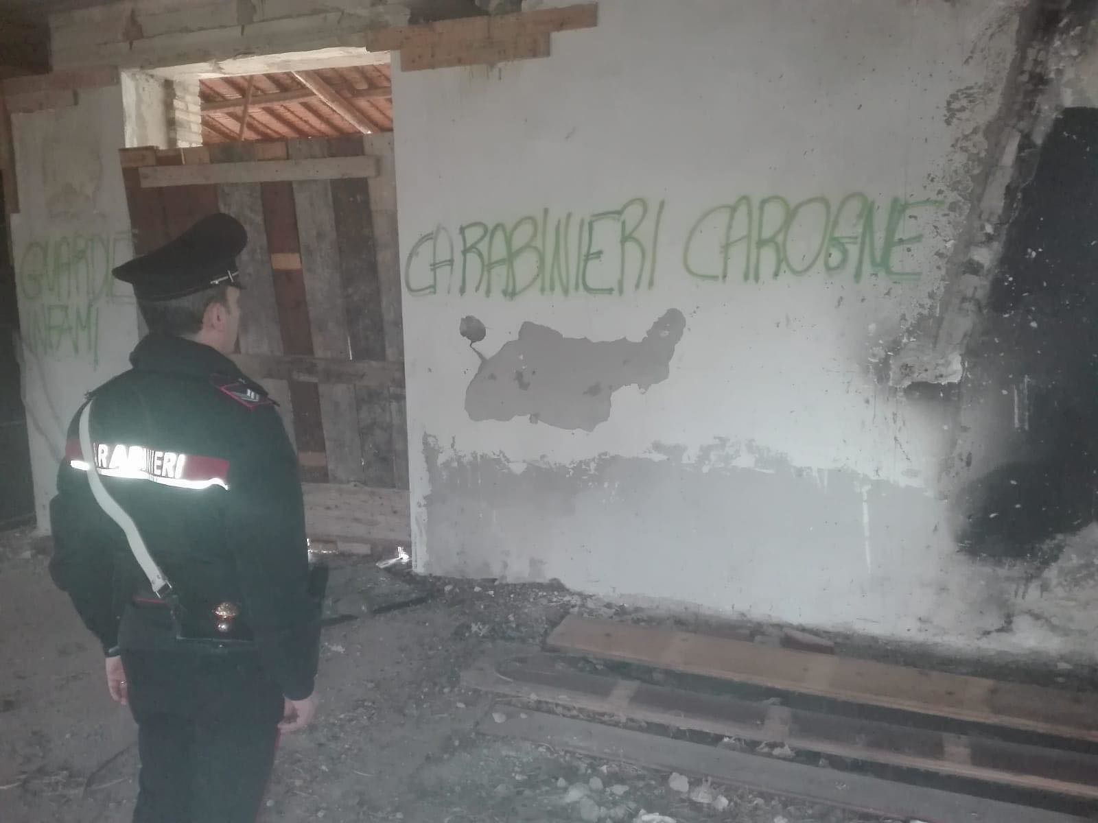 Cagliari, festa clandestina nella storica Fattoria di via dei Conversi: 50 giovani insultano Salvini e carabinieri