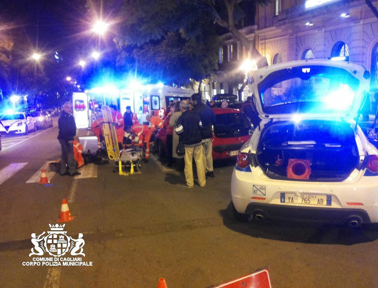 Cagliari, brutto incidente nel Largo: madre e figlia investite sulle strisce