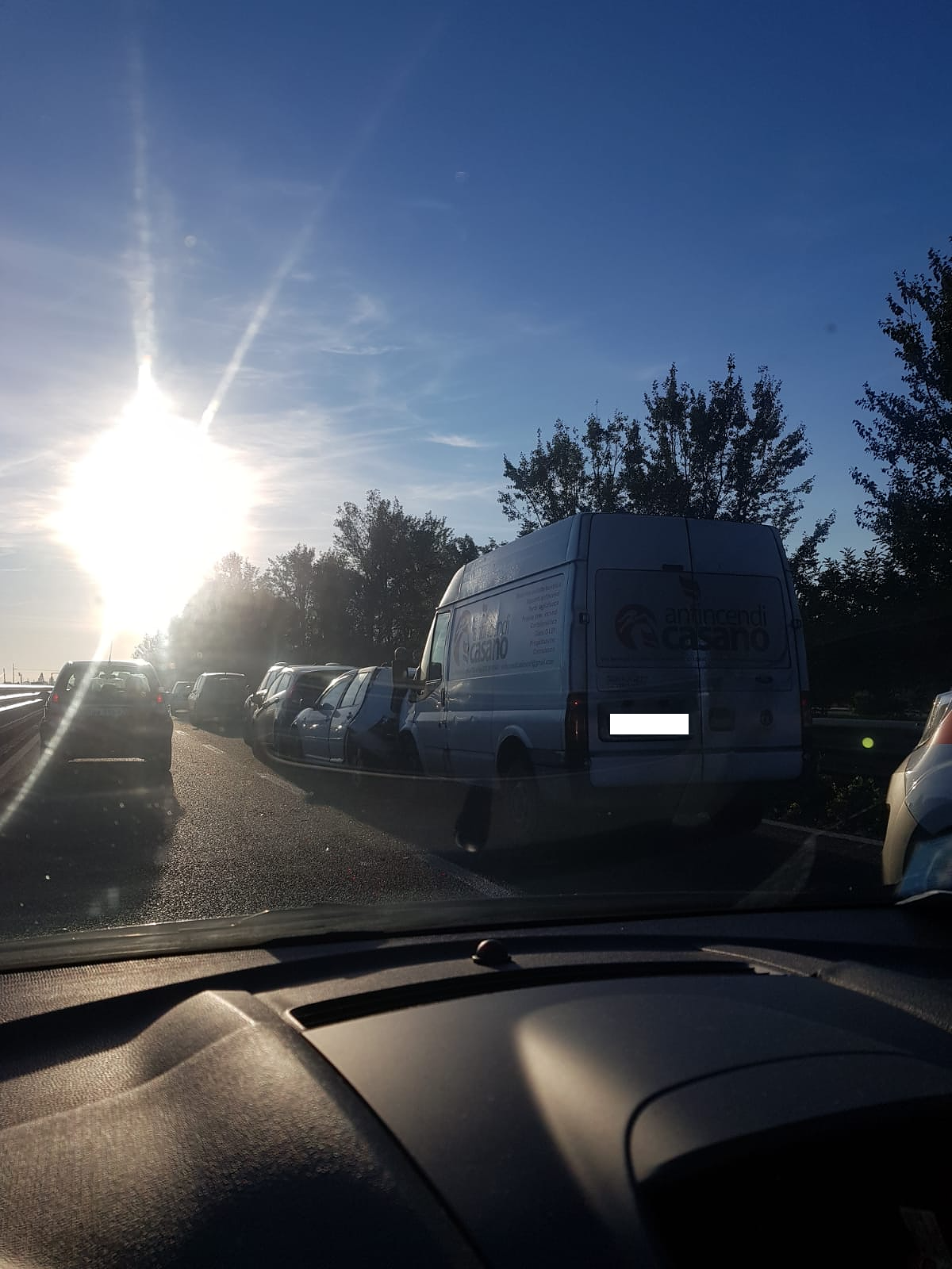 Assemini, maxi tamponamento sulla Ss 130: coinvolte numerose auto, ci sono feriti