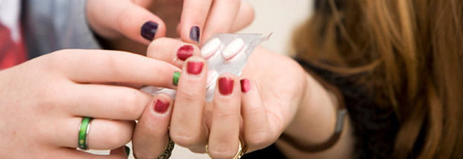 Adolescenti e giovani che fanno uso di droghe: se ne parla il 30 novembre al Ser.D