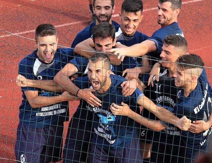 Carbonia, la storica squadra di calcio sotto sfratto