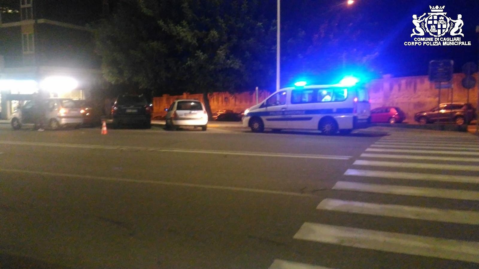 Cagliari, 20enne travolta sulle strisce in via Campania da un’auto senza assicurazione