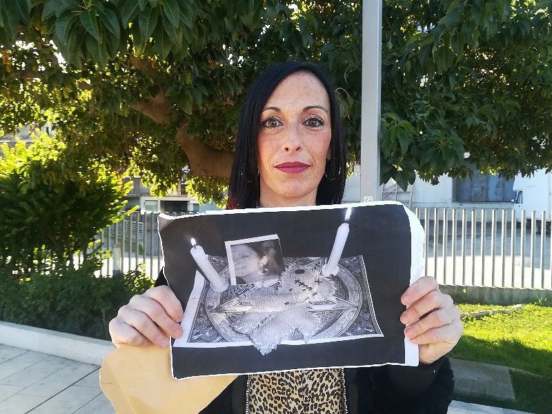 Cagliari, il “messaggero di morte” colpisce ancora: “Mia madre di 63 anni è spaventatissima”