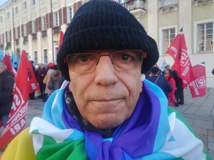 Sandro di Cagliari, ex operaio: “Faccio sacrifici con 1350 euro di pensione”