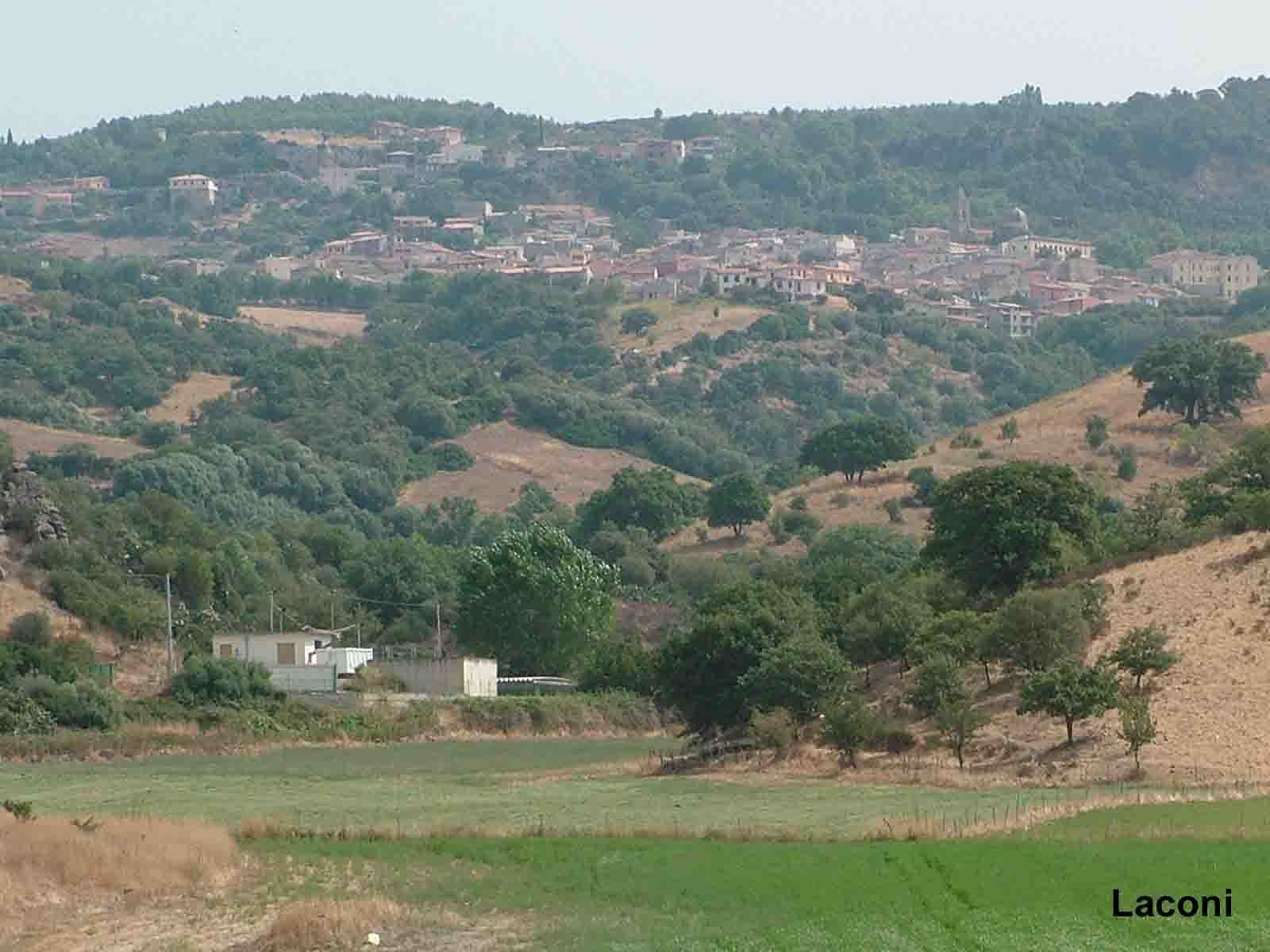 Quei ladri senza cuore in Sardegna: svaligiano la casa dell’anziano appena morto per infarto