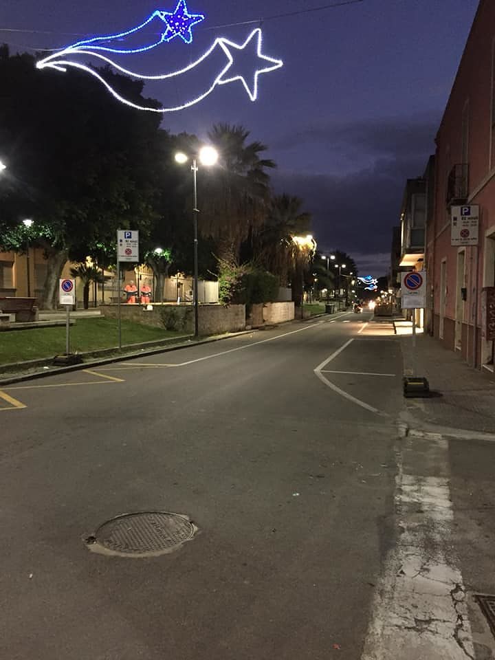 Polemica aperta a Monserrato: via del Redentore chiusa proprio nei giorni clou del Natale