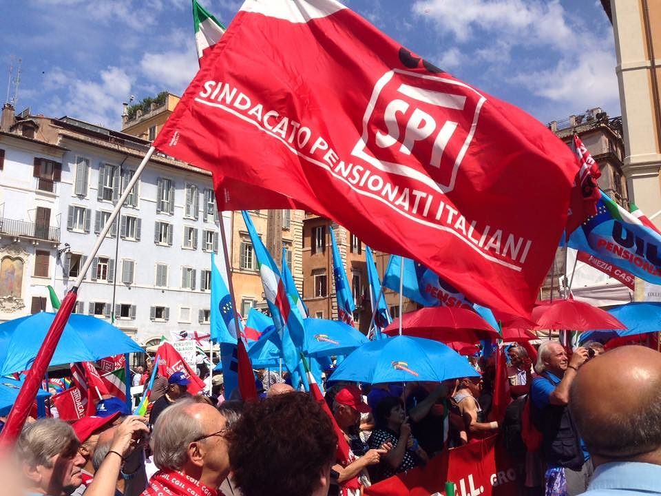 Pensionati sardi contro la manovra del Governo: “Vogliono fare cassa coi nostri contributi”