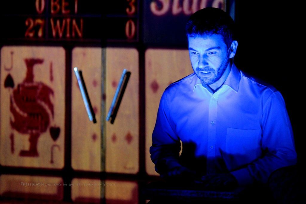 Cagliari, a Is Mirrionis teatro contro la dipendenza da gioco d’azzardo